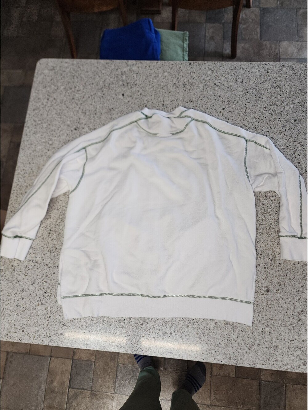 Sweatshirt - Picture 5 of 8